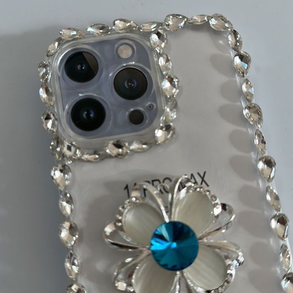 iPhone 14 pro max luxury 3D Flower Diamond Glitter clear - Picture 6 of 9